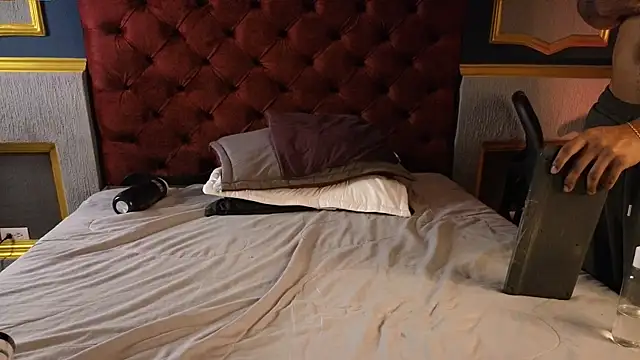 AshtonnSummer online show from 10, 3, 2025