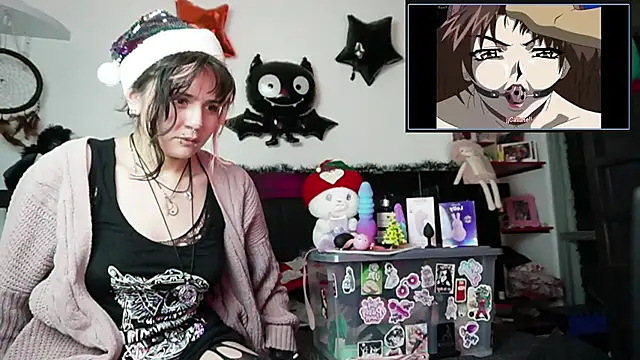 Snapshot of Devil_And_Princess chatting on 19, 12, 2025 Devil And Princess online show from 19, 12, 2025