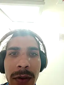 HazelEyedJay420 online show from 18, 3, 2025