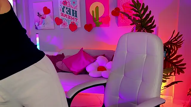 SarahAlluring online show from 21, 2, 2026