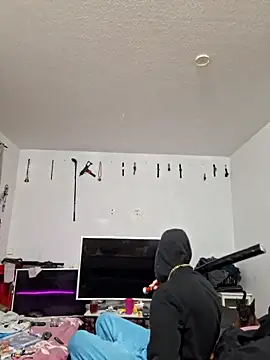 Snapshot of ThePython666 chatting on 15, 11, 2025 ThePython666 online show from 15, 11, 2025