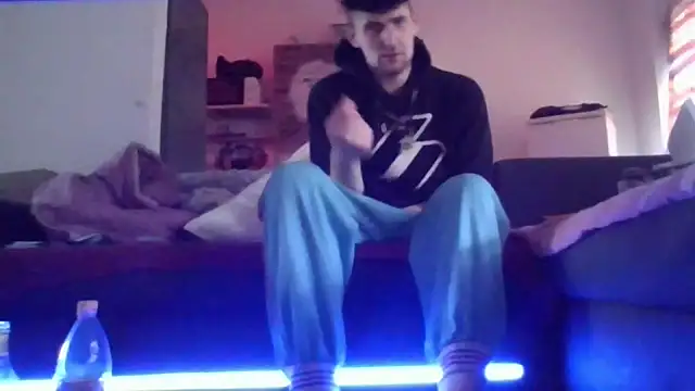 Snapshot of ThePython666 chatting on 16, 11, 2025 ThePython666 online show from 16, 11, 2025