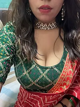 lustyindiancouple online show from 4, 7, 2026