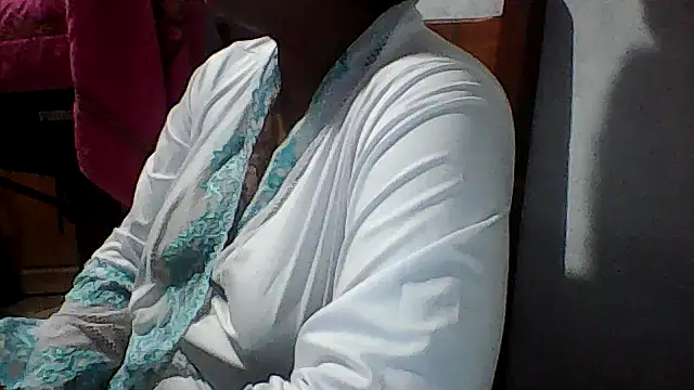 Snapshot of Sydneyputinha chatting on 26, 3, 2026 Sydneyputinha online show from 26, 3, 2026