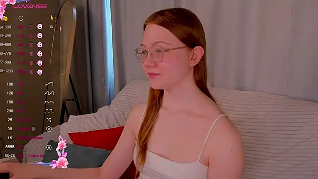 Snapshot of luv_tessa chatting on 7, 3, 2026 luv tessa online show from 7, 3, 2026