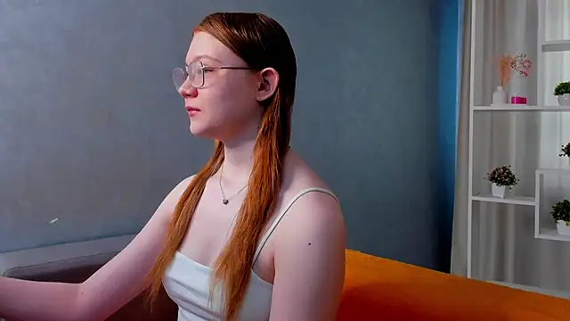 Snapshot of luv_tessa chatting on 12, 3, 2026 luv tessa online show from 12, 3, 2026