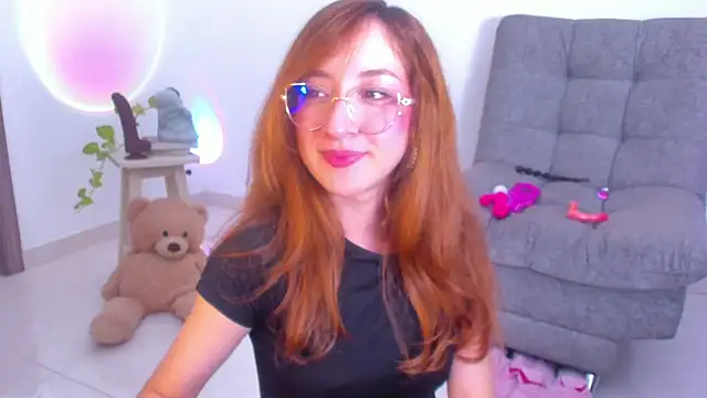 Snapshot of catalina_uwu chatting on 2, 4, 2026 catalina uwu online show from 2, 4, 2026