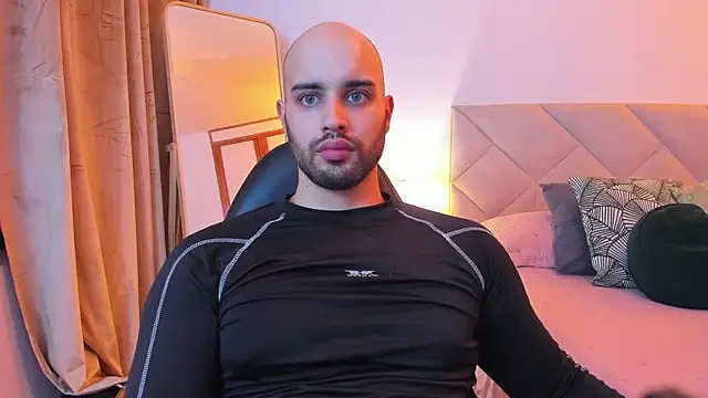 Snapshot of Chris_Alzate chatting on 9, 9, 2025 Chris Alzate online show from 9, 9, 2025