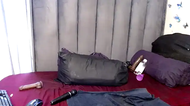 LustyDeziree1 online show from 19, 1, 2026