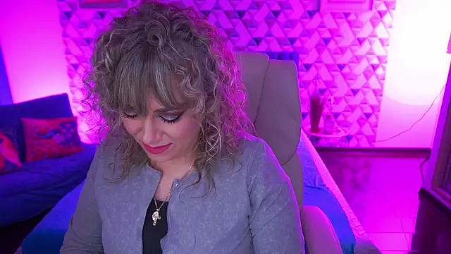 Snapshot of CandyLadyyy chatting on 10, 5, 2026 CandyLadyyy online show from 10, 5, 2026
