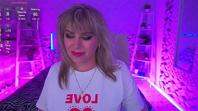 Snapshot of CandyLadyyy chatting on 25, 5, 2026 CandyLadyyy online show from 25, 5, 2026