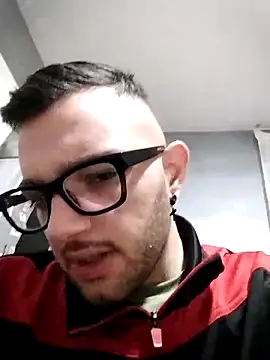 Snapshot of Francescodicristina44 chatting on 15, 2, 2026 Francescodicristina44 online show from 15, 2, 2026