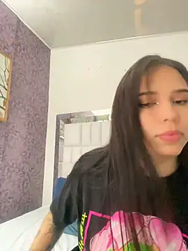 Snapshot of LunaCandy_ chatting on 7, 10, 2025 LunaCandy  online show from 7, 10, 2025