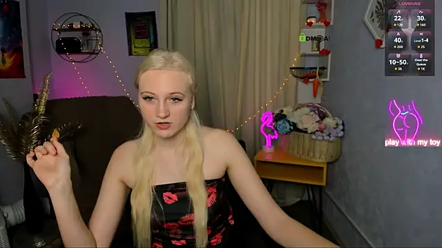 Snapshot of madam_uliis chatting on 27, 5, 2026 madam uliis online show from 27, 5, 2026