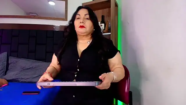 EllenaBoobs  online show from 13, 5, 2026