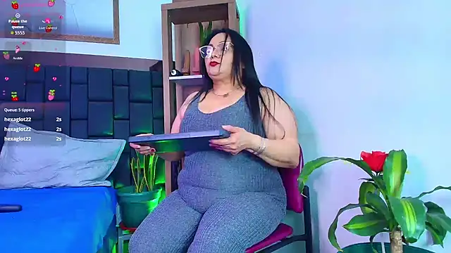 EllenaBoobs  online show from 5, 8, 2026