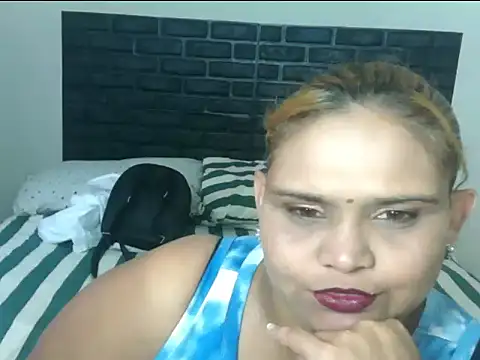 clover cams1874 online show from 4, 2, 2026