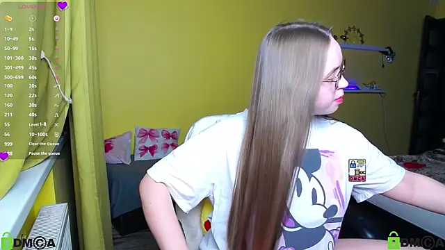 Lilysweet13 online show from 11, 1, 2026