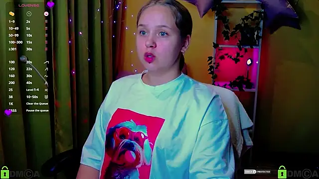 Snapshot of Lilysweet13 chatting on 8, 8, 2026 Lilysweet13 online show from 8, 8, 2026