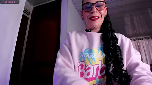 mia velvet1 online show from 17, 7, 2026