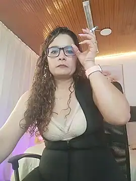 Rose Thompson1 online show from 5, 7, 2026