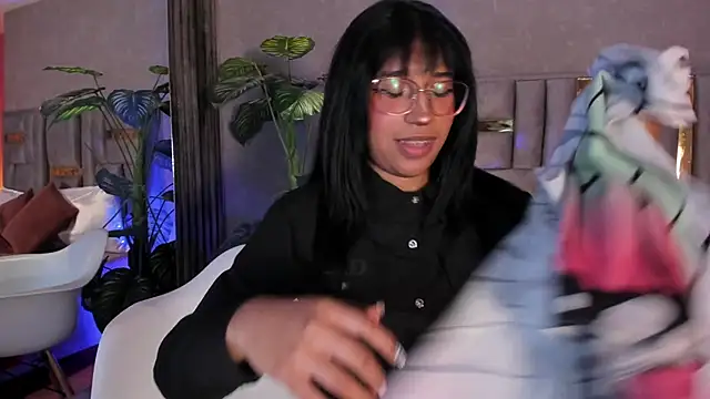 Karin Ks online show from 30, 6, 2026