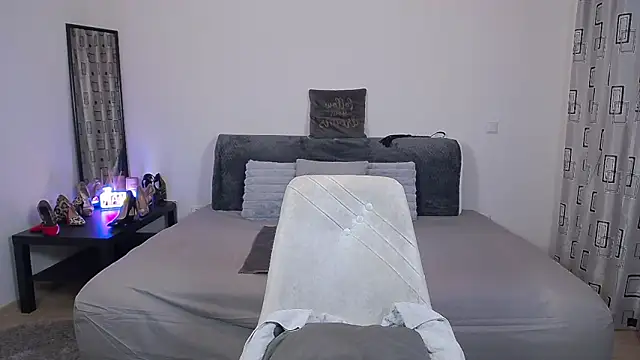 SharronAlexa online show from 11, 6, 2026