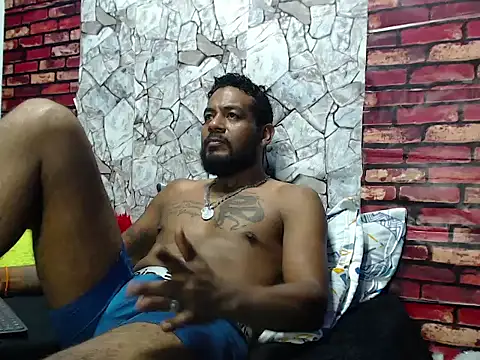 BladeFoxxx1 online show from 29, 7, 2026