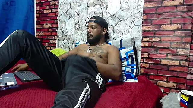 BladeFoxxx1 online show from 5, 8, 2026