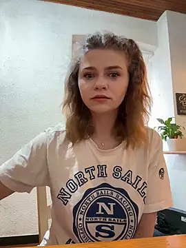 HaleyReedme online show from 17, 3, 2025