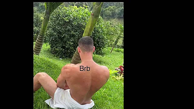 Snapshot of chris_blake__ chatting on 12, 3, 2025 chris blake   online show from 12, 3, 2025