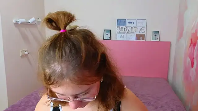 AngelinaLow online show from 14, 10, 2025