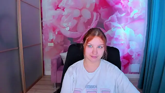 AngelinaLow online show from 3, 5, 2026