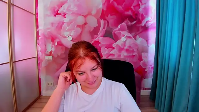 Snapshot of AngelinaLow chatting on 1, 6, 2026 AngelinaLow online show from 1, 6, 2026