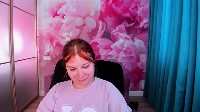Snapshot of AngelinaLow chatting on 20, 6, 2026 AngelinaLow online show from 20, 6, 2026
