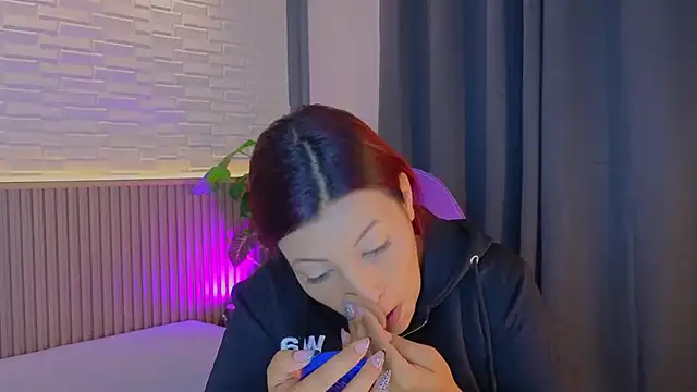 Snapshot of TiffanyWalk chatting on 3, 10, 2025 TiffanyWalk online show from 3, 10, 2025