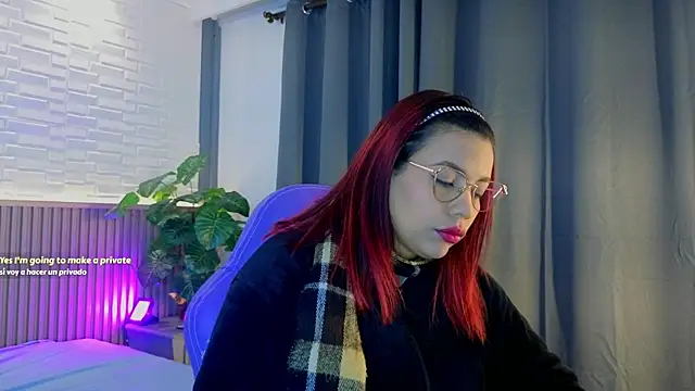 Snapshot of TiffanyWalk chatting on 11, 10, 2025 TiffanyWalk online show from 11, 10, 2025