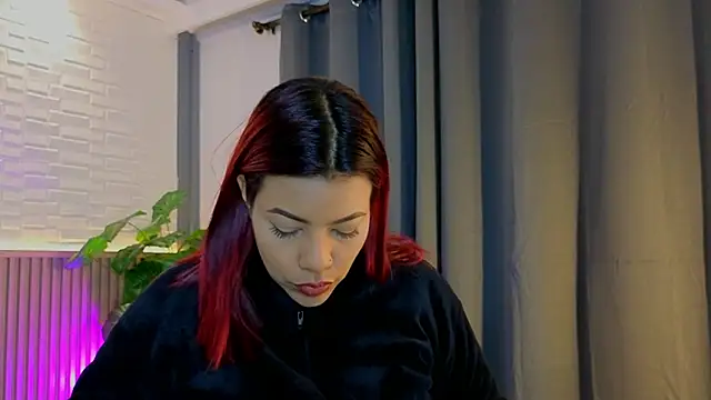 Snapshot of TiffanyWalk chatting on 18, 10, 2025 TiffanyWalk online show from 18, 10, 2025