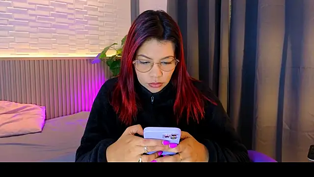 Snapshot of TiffanyWalk chatting on 27, 10, 2025 TiffanyWalk online show from 27, 10, 2025