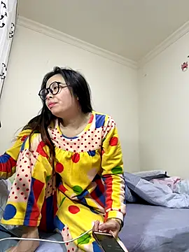 Snapshot of aa520uv chatting on 23, 11, 2025 aa520uv online show from 23, 11, 2025