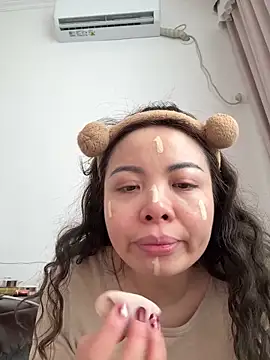 Snapshot of aa520uv chatting on 1, 2, 2026 aa520uv online show from 1, 2, 2026