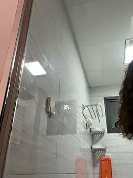 Snapshot of aa520uv chatting on 4, 2, 2026 aa520uv online show from 4, 2, 2026