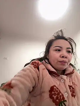 Snapshot of aa520uv chatting on 9, 2, 2026 aa520uv online show from 9, 2, 2026