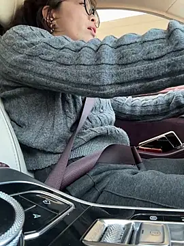 Snapshot of aa520uv chatting on 11, 2, 2026 aa520uv online show from 11, 2, 2026