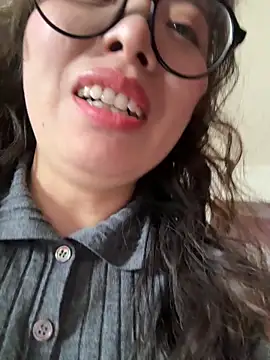 Snapshot of aa520uv chatting on 20, 2, 2026 aa520uv online show from 20, 2, 2026