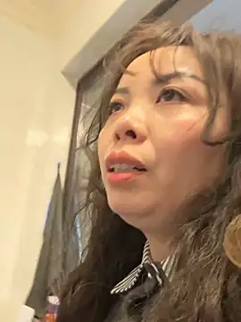 Snapshot of aa520uv chatting on 23, 2, 2026 aa520uv online show from 23, 2, 2026