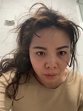 Snapshot of aa520uv chatting on 27, 2, 2026 aa520uv online show from 27, 2, 2026