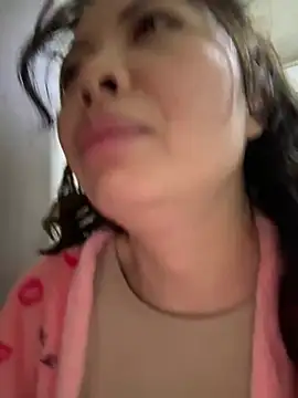 Snapshot of aa520uv chatting on 13, 3, 2026 aa520uv online show from 13, 3, 2026