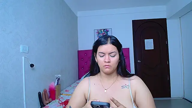 kriss sweetboobs10 online show from 19, 7, 2026