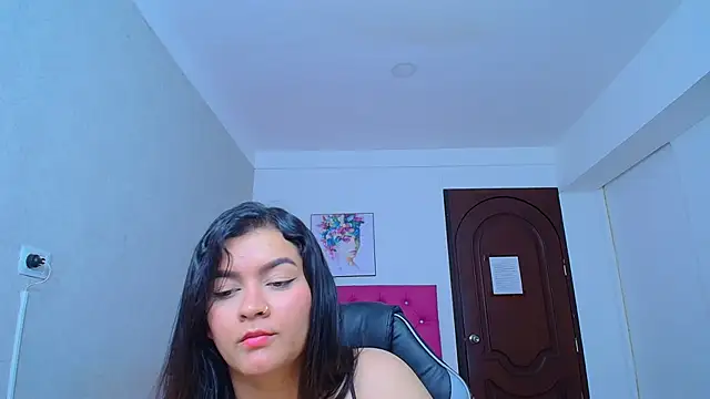 kriss sweetboobs10 online show from 28, 7, 2026